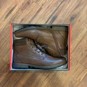 Men’s dress boots NWT